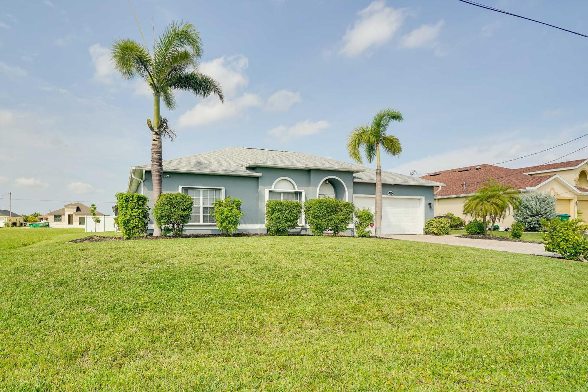 Modern Home With Patio And Grill In Cape Coral! Exterior photo